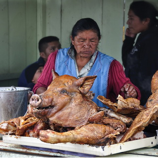 Saquisili - market